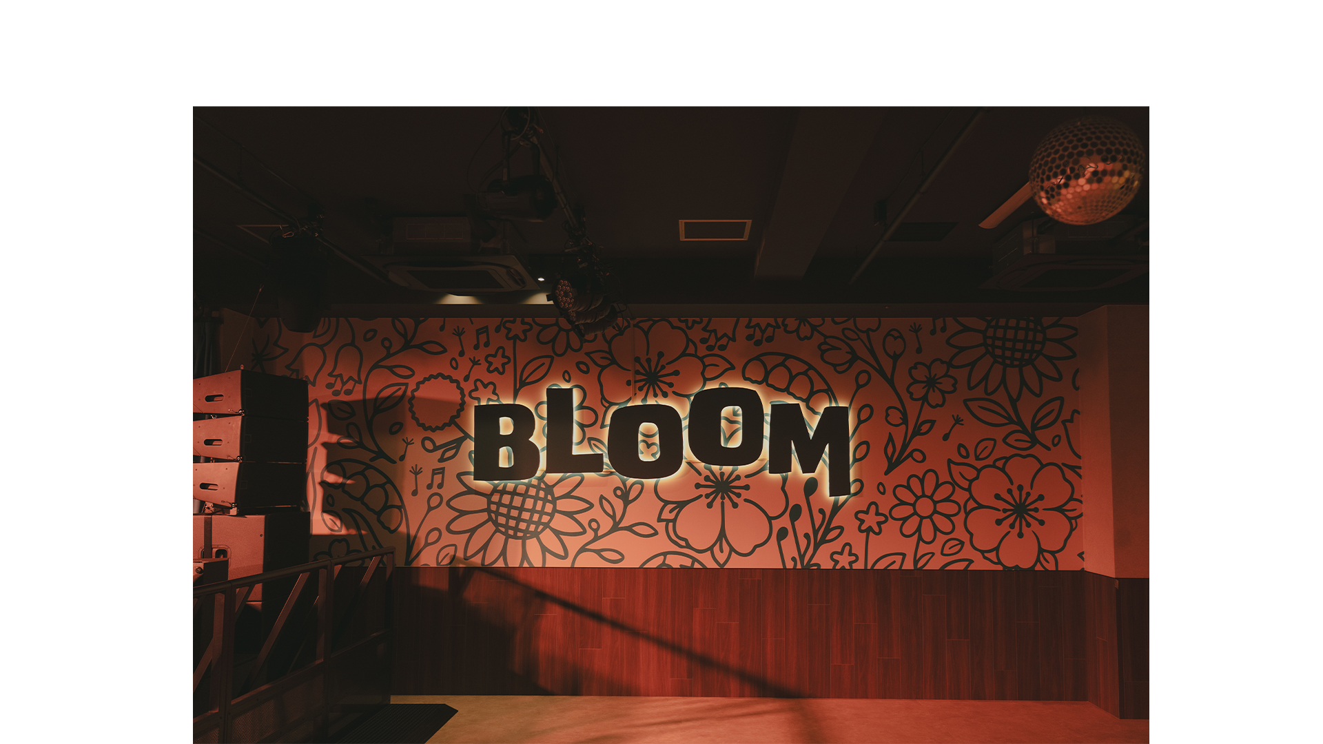 LIVE HOUSE Bloom